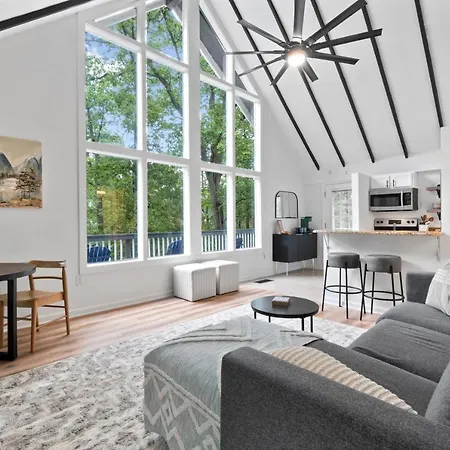 New! Sapphire Ridge Escape To Shenandoah River